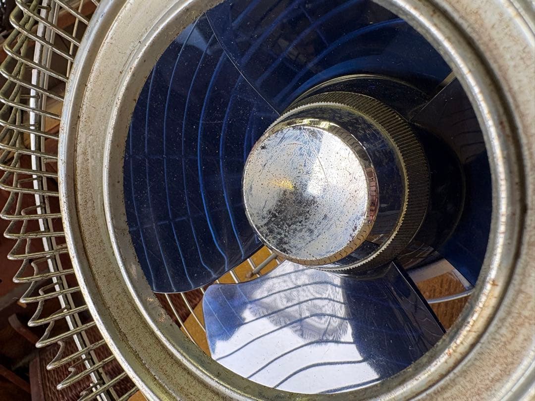 昭和レトロ　ビンテージ扇風機　レトロ扇風機　鉄扇風機　レトロポップ　昭和家電