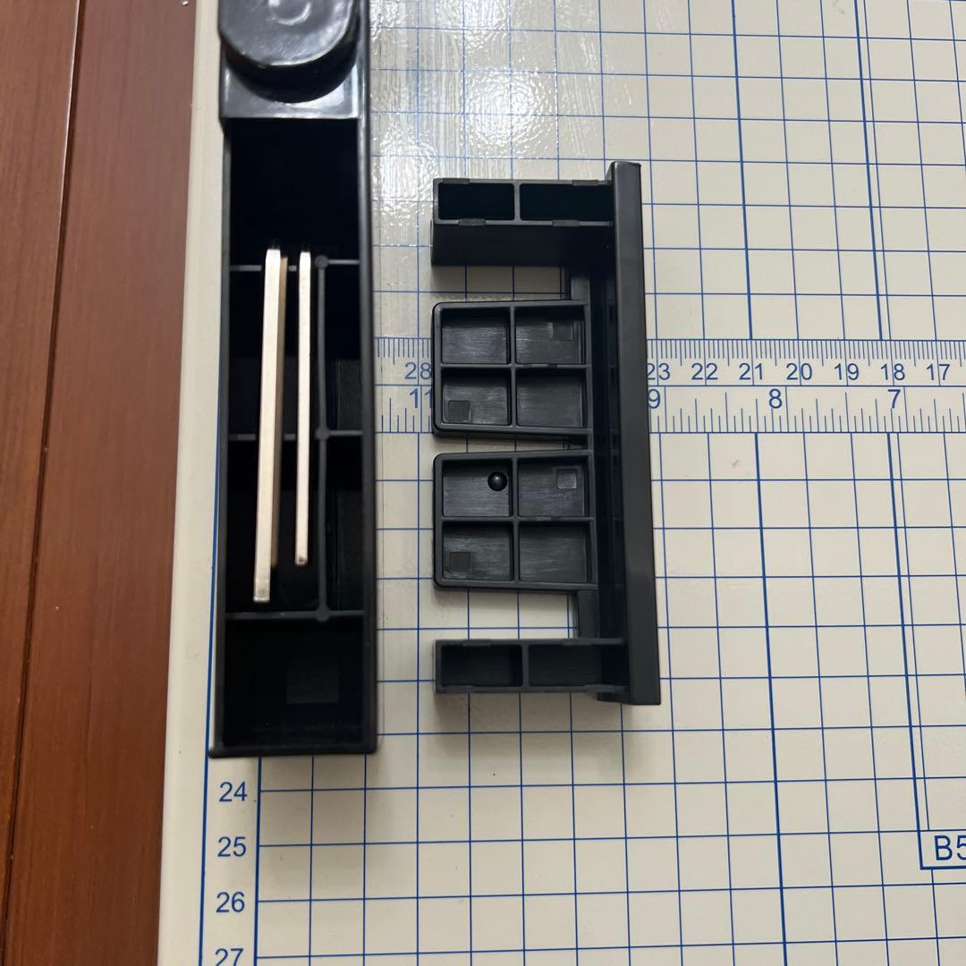 【美品】ペーパーカッター 裁断機 業務用裁断機 A4サイズ ダイシン商事
