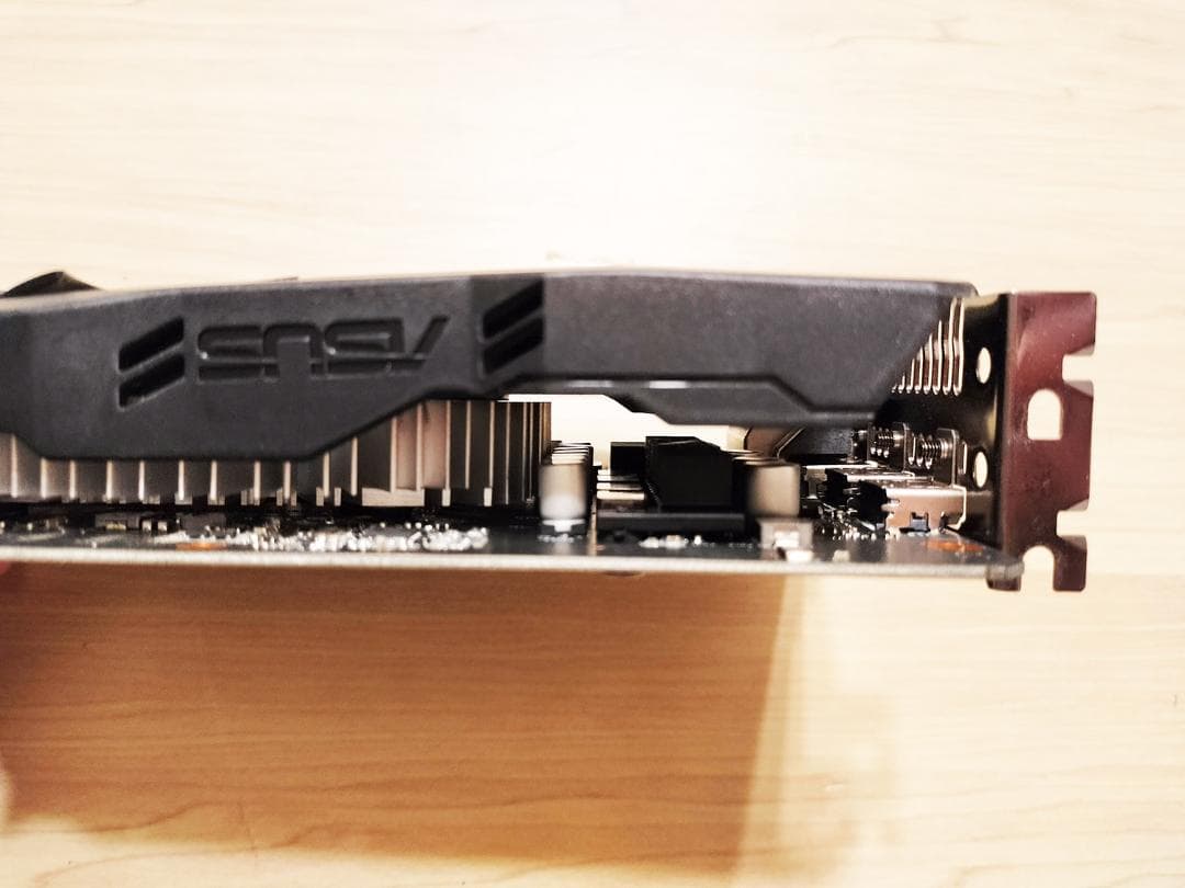 【良品】ASUS GeForce GTX1060 3GB ショート基板モデル