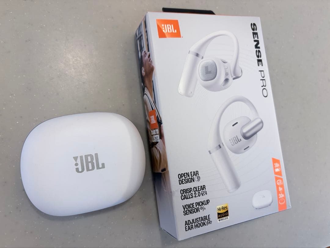 【美品】JBL SENCE PRO ワイヤレスイヤホン オープンイヤー型 白