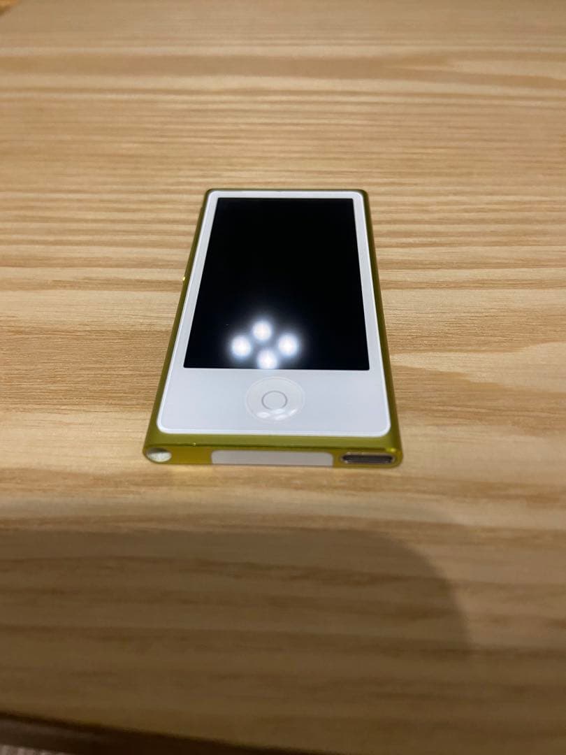 美品　Apple iPod nano 第7世代 16GB 初期化済み イエロー