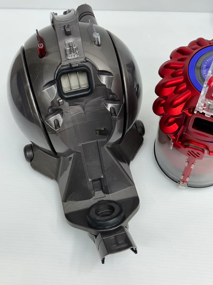 中古美品　動作保証　ダイソン　掃除機　ダスト　ホース セット　本体　赤　CY24