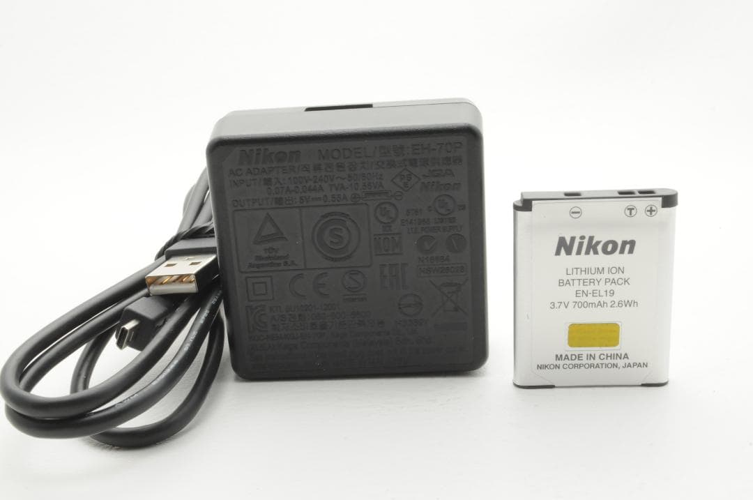 ★美品★Nikon ニコン COOLPIX S3600 シルバー