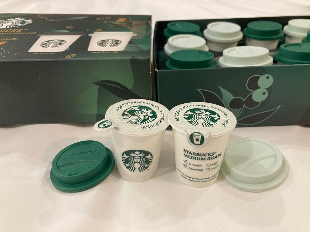 韓国！激レア！入手困難品！STARBUCKS ミニカップ コーヒー12個入り