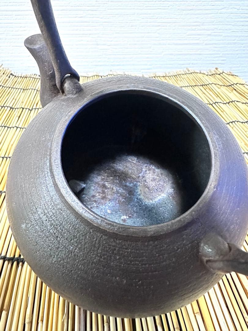 ＵＳＥＤ品　南部釜師　宗造　１０型 糸目　南部鉄瓶　南部鉄器　鉄瓶