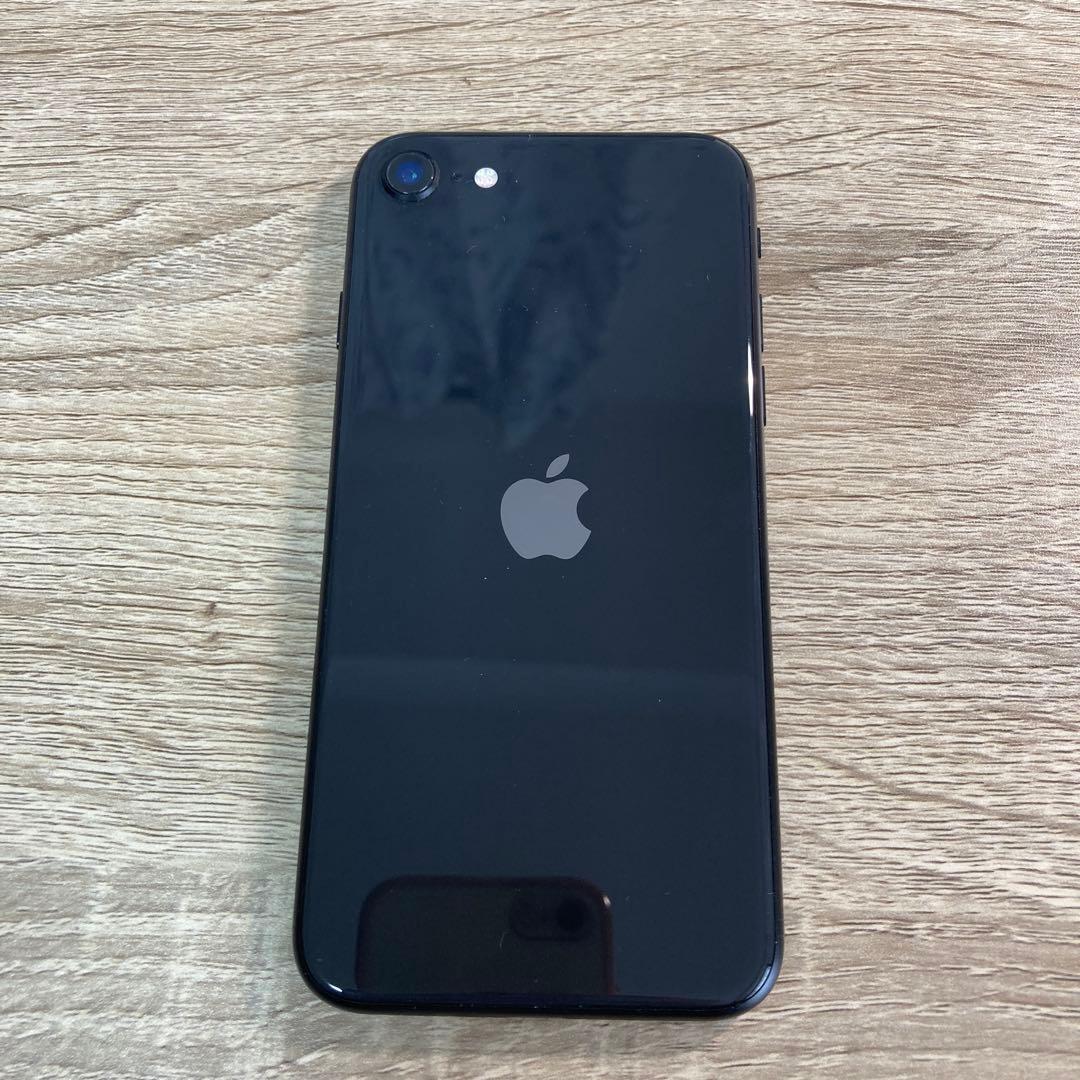 iPhone SE 第二世代　SIMフリー