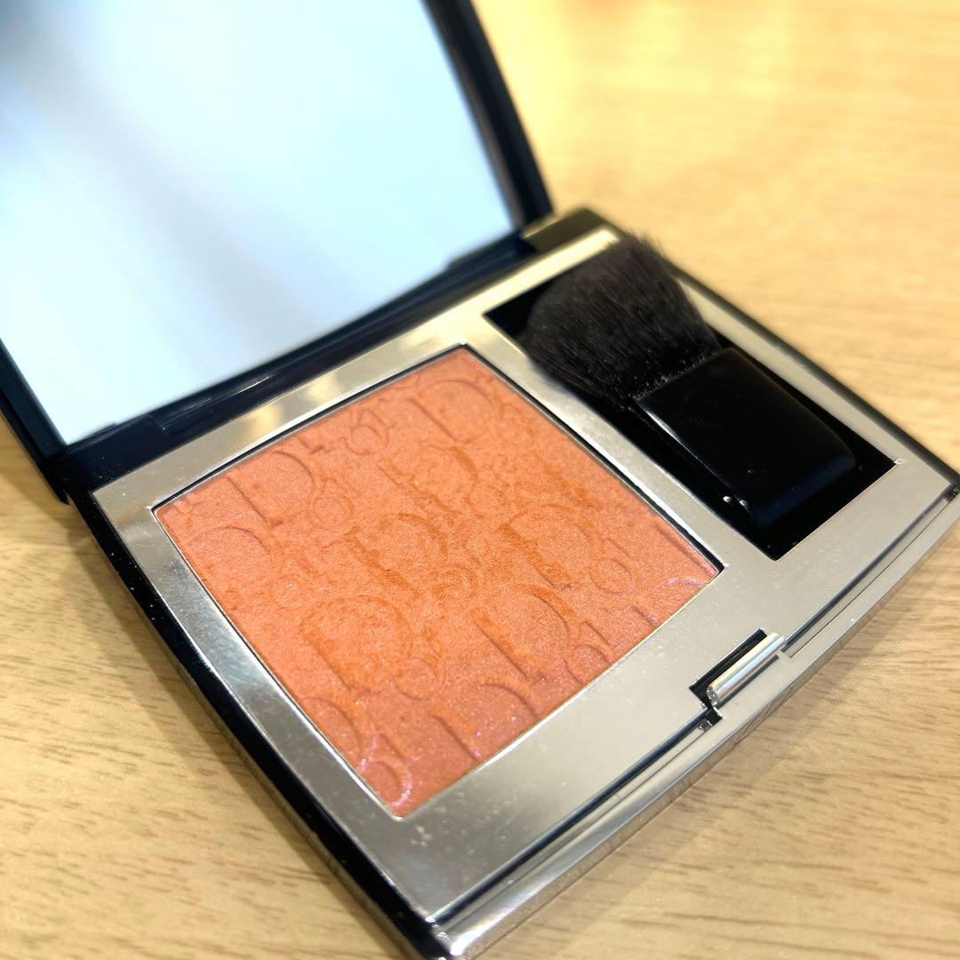 DIOR ディオール ディオールスキンブラッシュ 748 キャンディフロスシマー