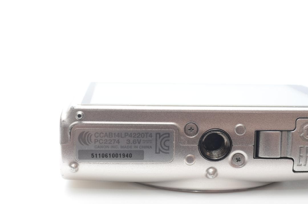 Canon IXY 650 シルバー コンパクトデジタルカメラ 箱付