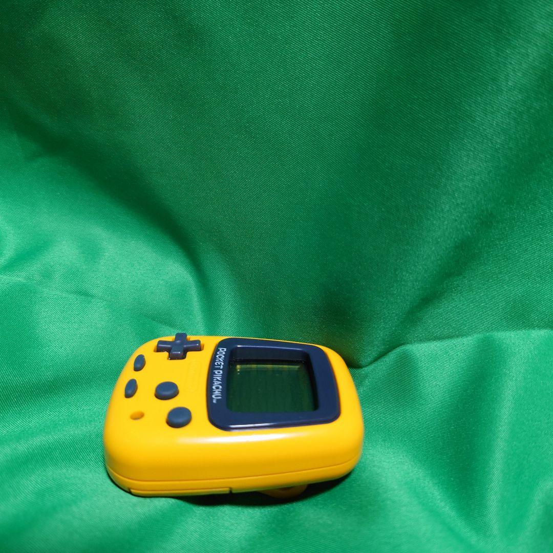 箱付き　任天堂　ポケットピカチュウ 万歩計