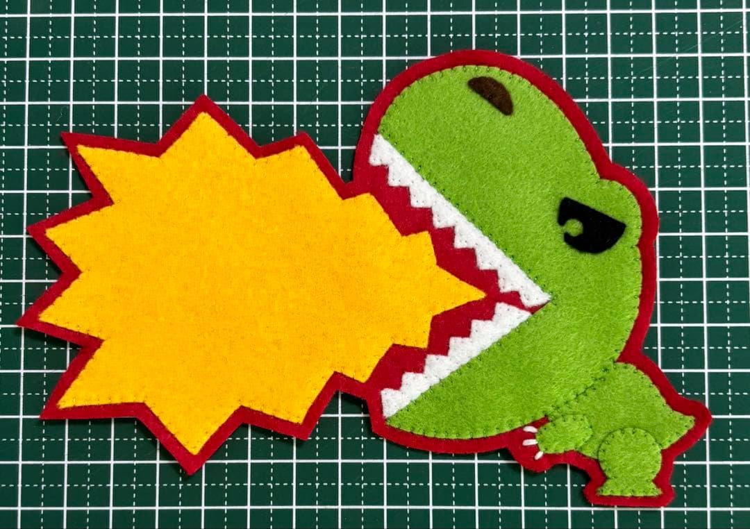 【きんぐすらいむページ】ハンドメイド　フェルト　ワッペン　ネームタグ　名札