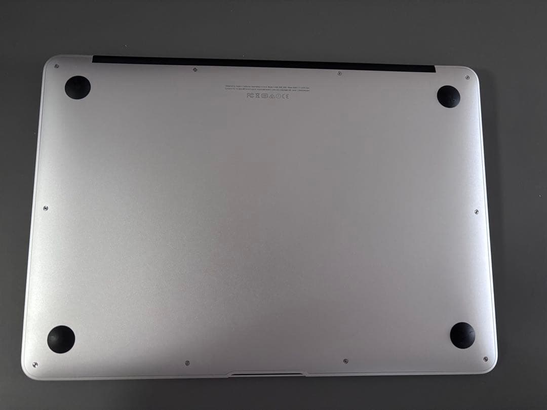 MacBook Air (13インチ, Early 2015)