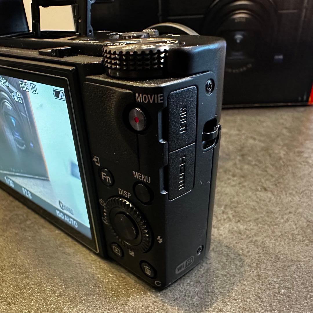 SONY RX100M6 バッテリー4個/充電器/NEEWER可変ND&CPL付