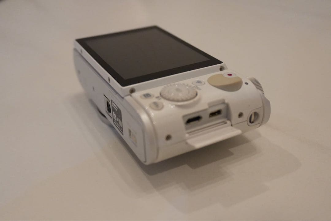 【希少】CASIO EXLIM EX-ZR3100 自撮り＆SNSに最強！