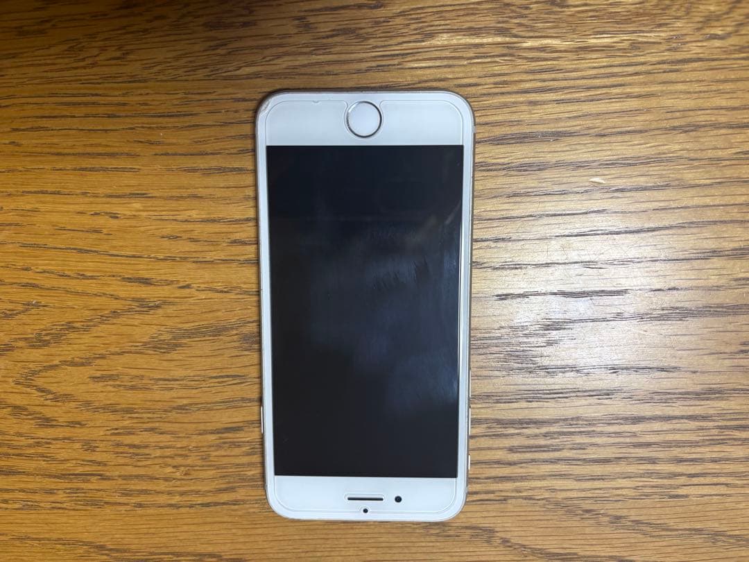 Apple iPhone 8 ホワイト 本体　バッテリー容量80% 64GB