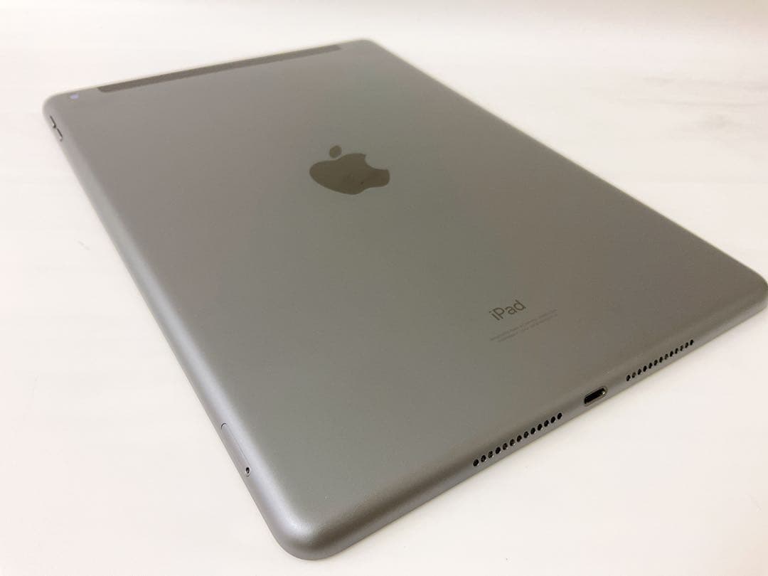 【超美品・BT97％】iPad 第8世代 32GB Cellularモデル