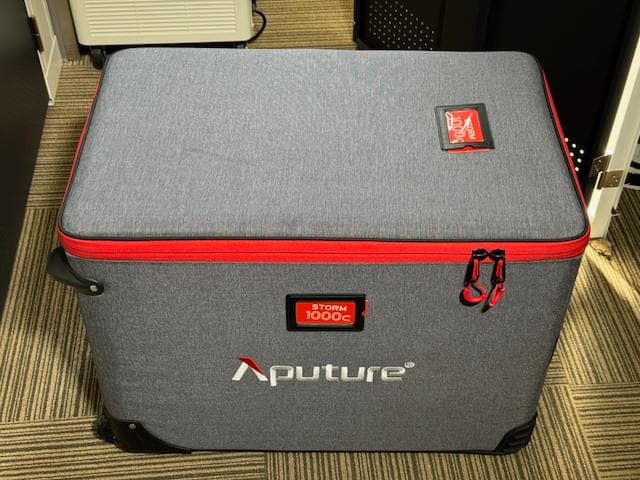 その他 Aputure STORM 1000c