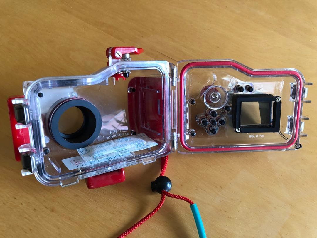 OLYMPUS CAMEDIA X-2 ダイビング40ｍハウジングセット