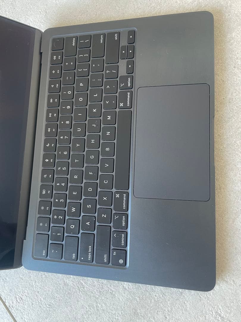 Mac airBook m2 8GB 500GB 13インチ　 本体