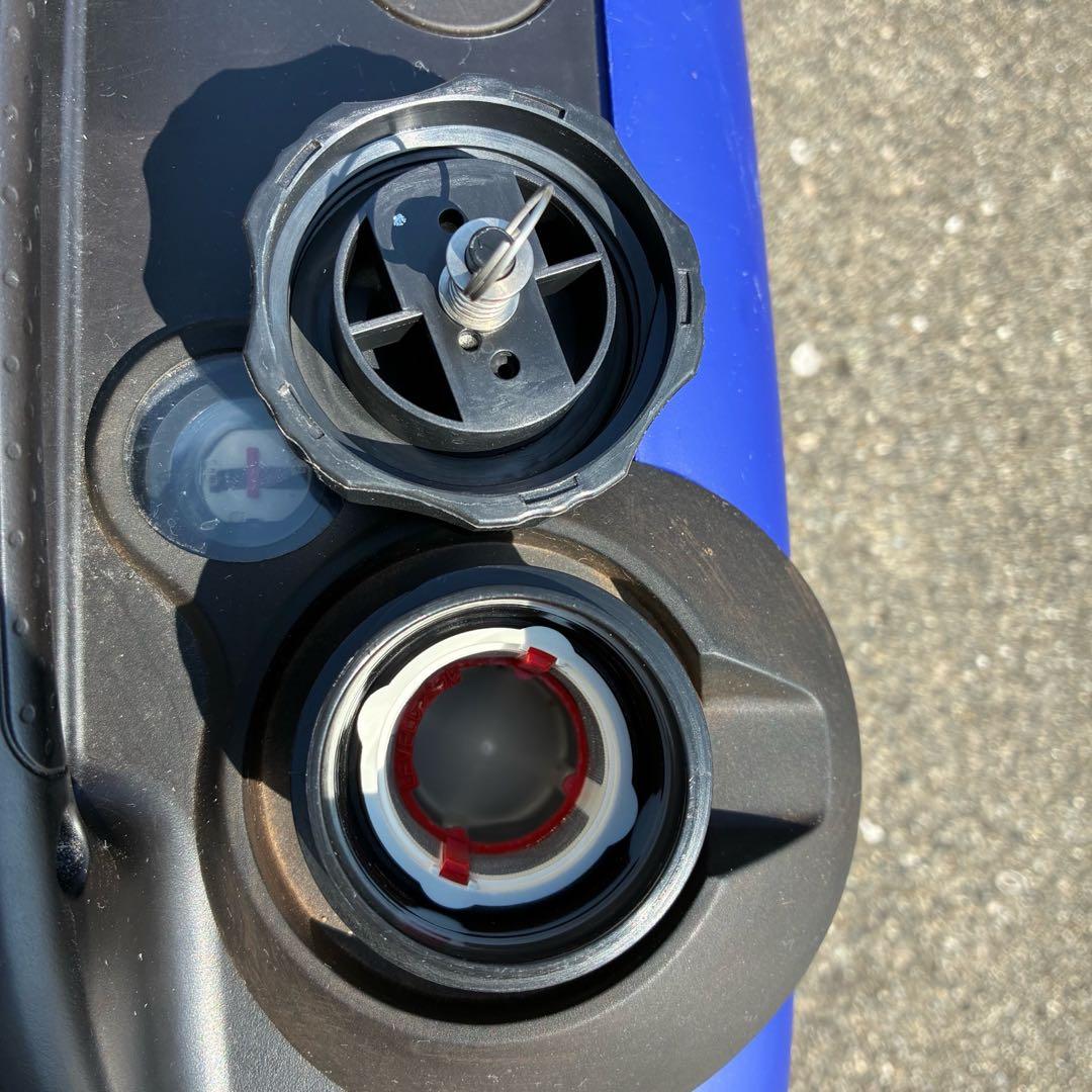 【大容量1.6kVAインバーター発電機 50Hz/60Hz対応 EF1600iS
