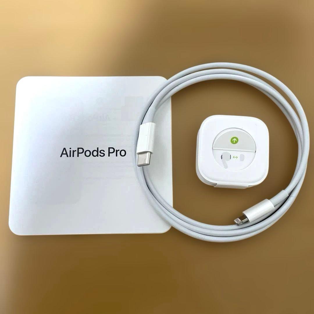 AirPodsPro 本体 ホワイト 正規品　左耳雑音有り