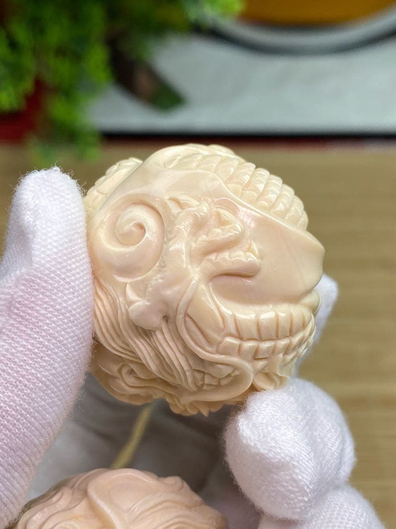 天然マンモス牙美しい手作り彫刻 龍行天下 保健球