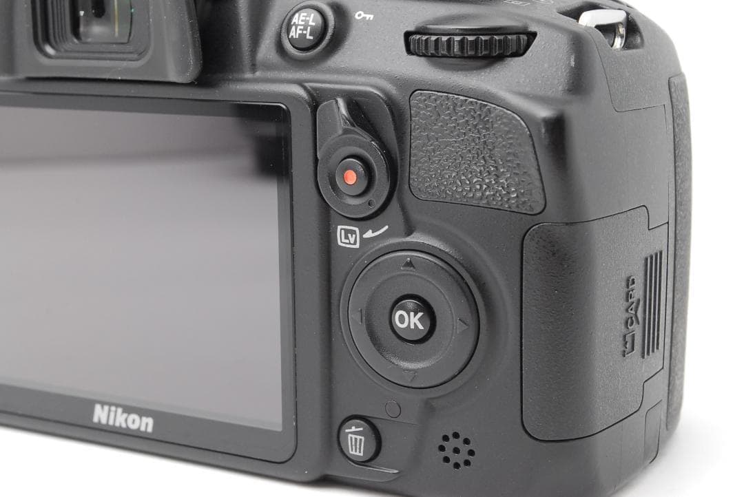 【新品級ショット数】Nikon D3100　美品　スマホ転送　動画撮影対応