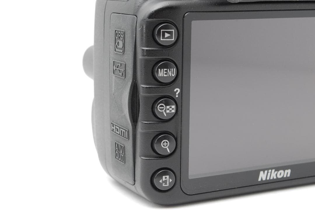 【新品級ショット数】Nikon D3100　美品　スマホ転送　動画撮影対応