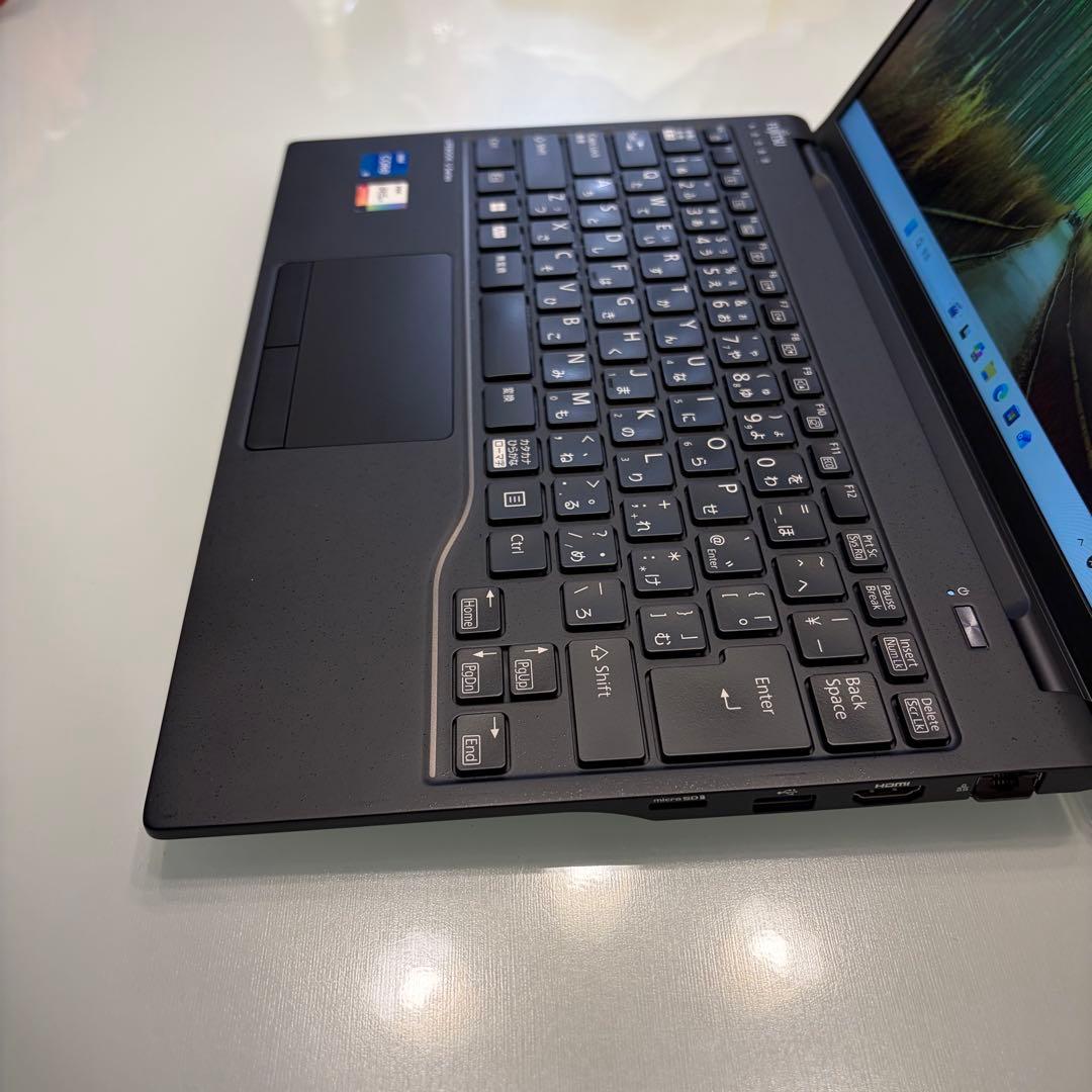 2024年製 LETモデル LIFEBOOK U9313/N i5-1345U