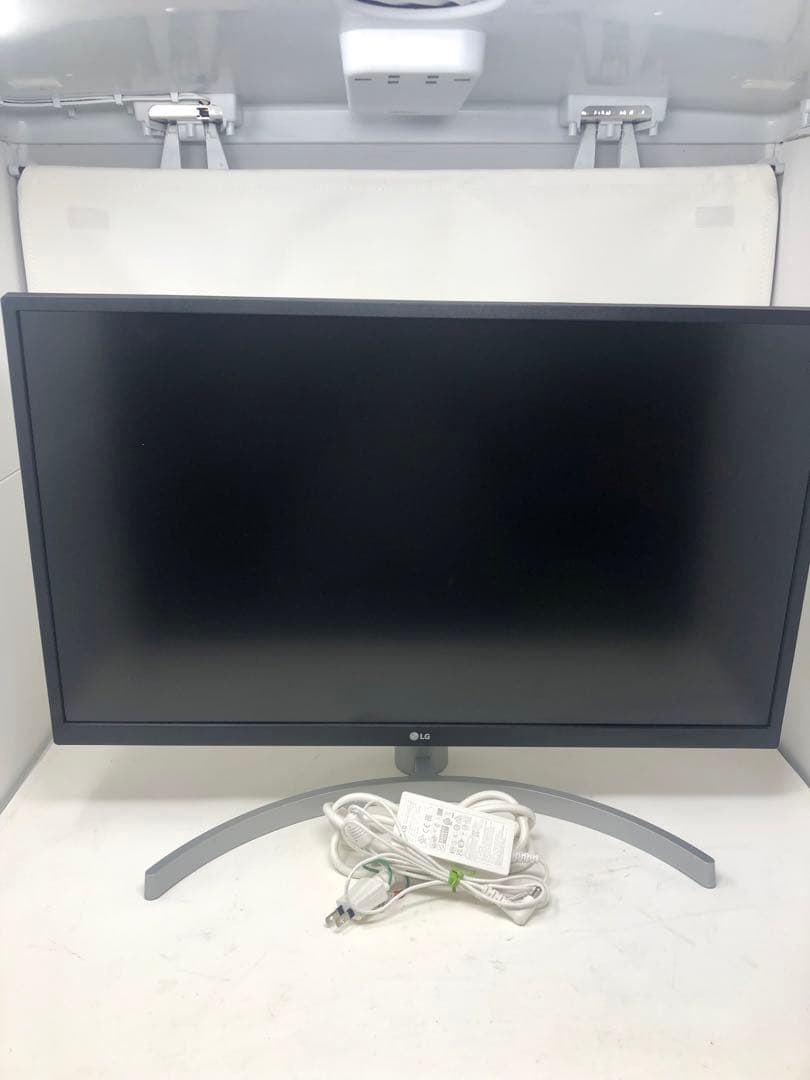 LG 27UL550-W 27インチ 4K UHD ゲーミングモニター(140