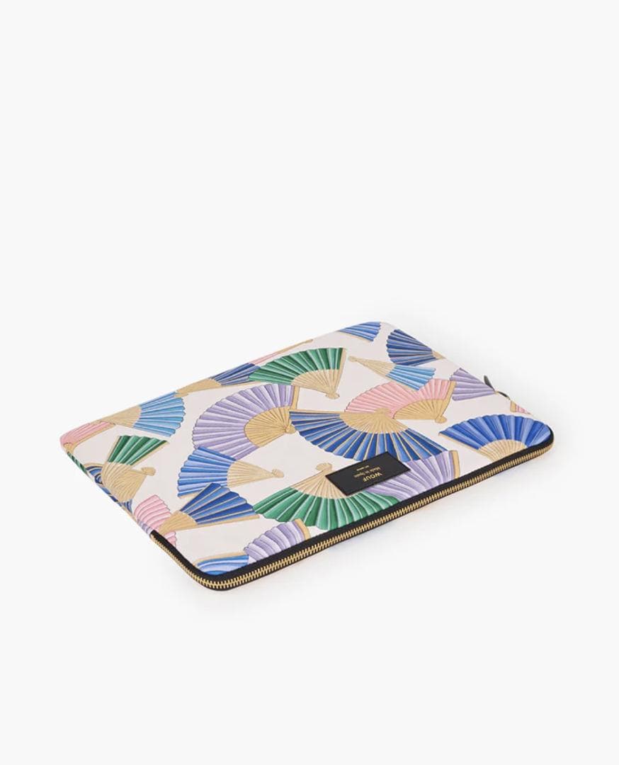 WOUF セビーリャ MacBook ケース (13インチ)　PCケース