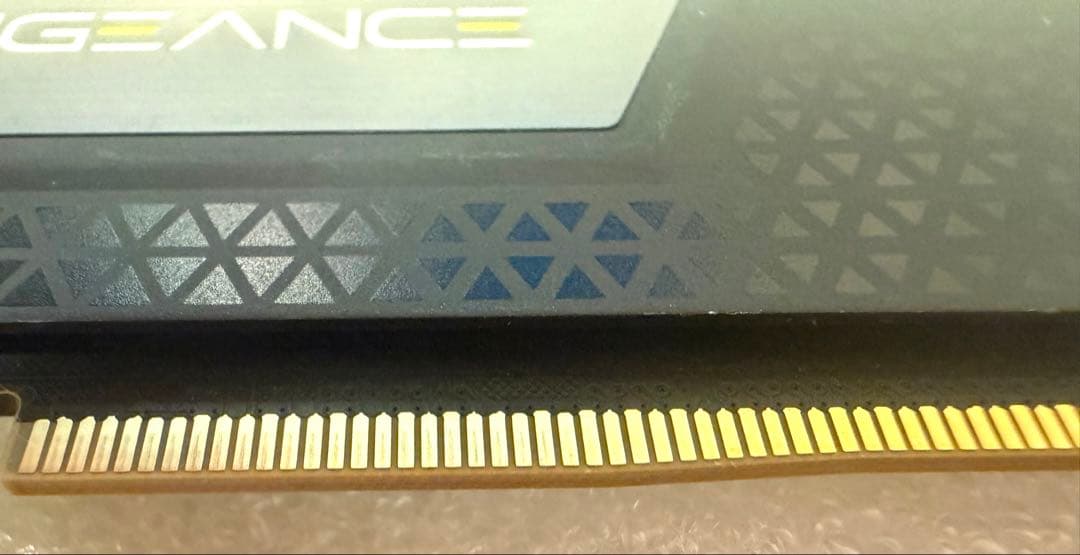 CORSAIR VENGEANCE 16GB DDR5 5200MHz 1枚
