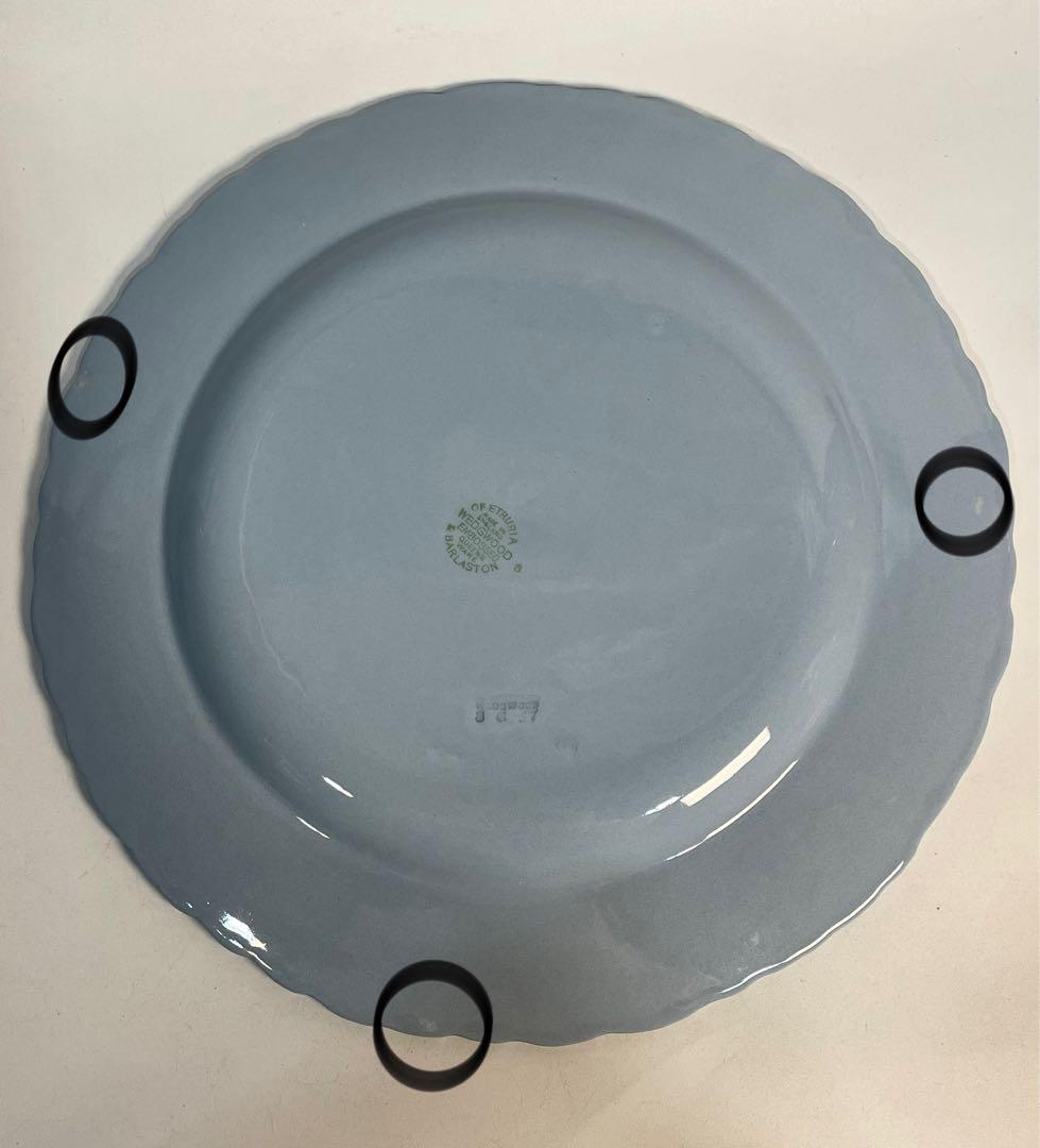 ウェッジウッド　エンボスド　クィーンズウェア　26cm