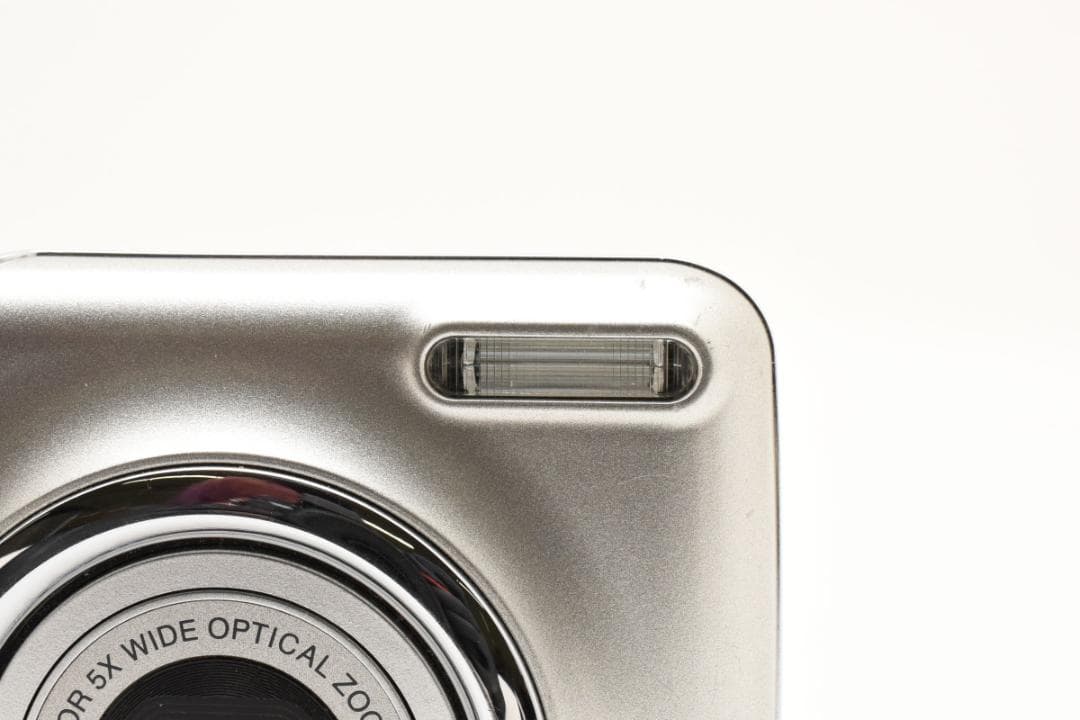 NIKON ニコン COOLPIX L23 単三電池
