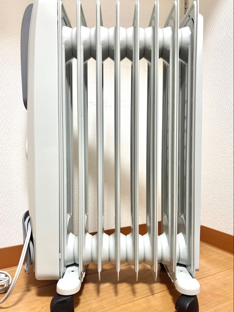 デロンギDeLonghi オイルヒーター H770812EFSN-GY