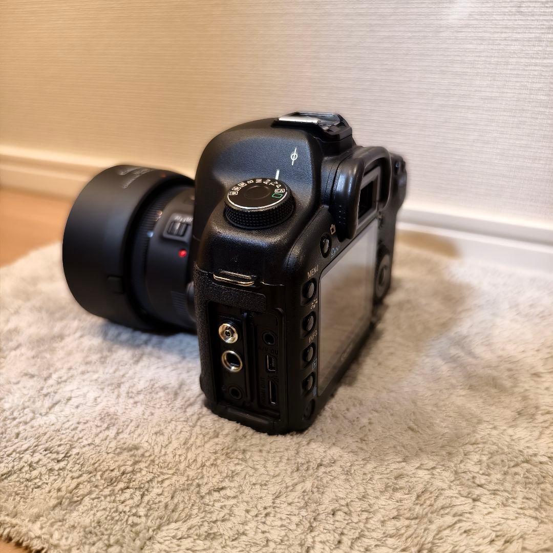 Canon EOS 5D Mark II + EF50mm F1.8 STM他