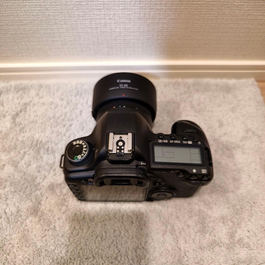 Canon EOS 5D Mark II + EF50mm F1.8 STM他