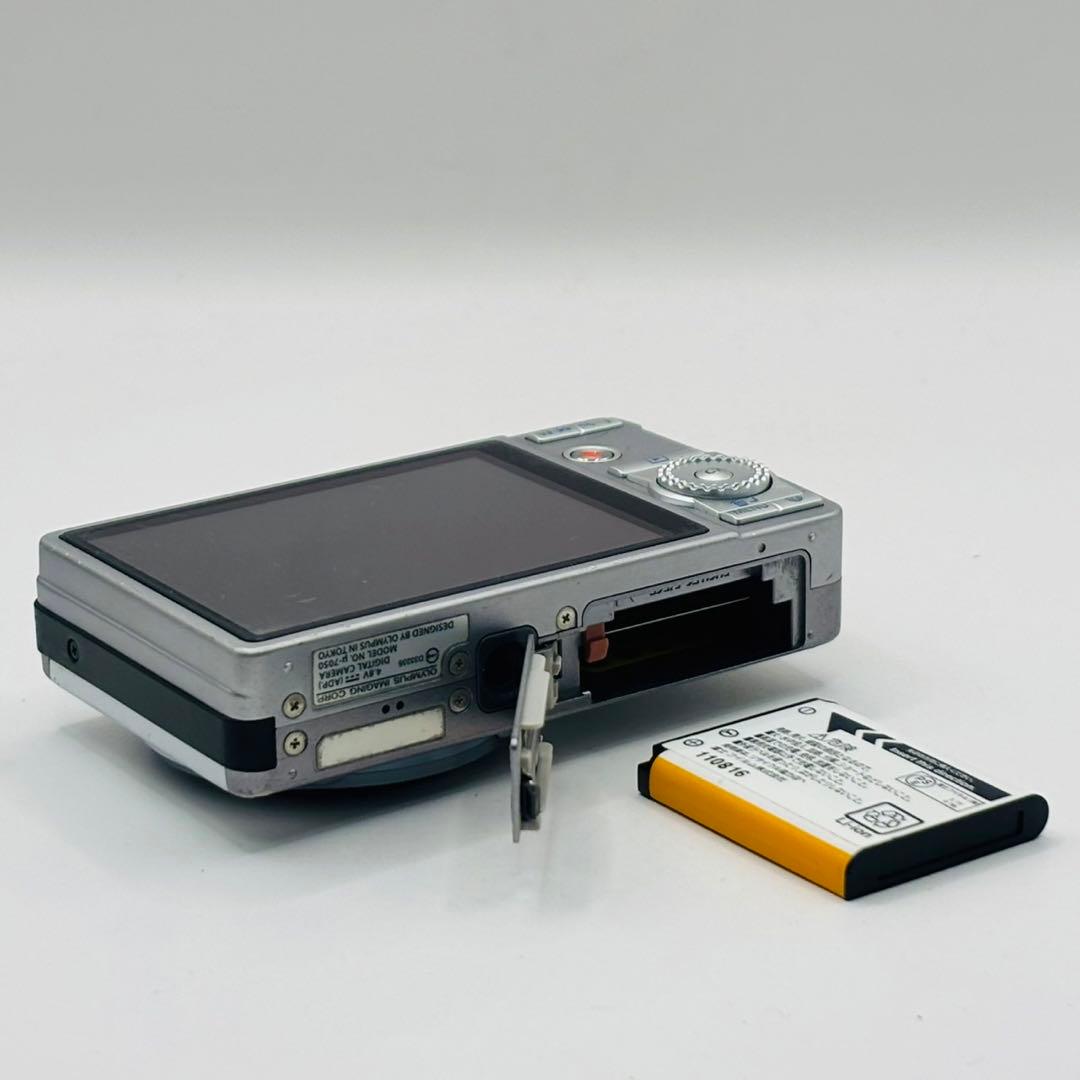 動作確認済 OLYMPUS μ-7050 デジタルカメラ