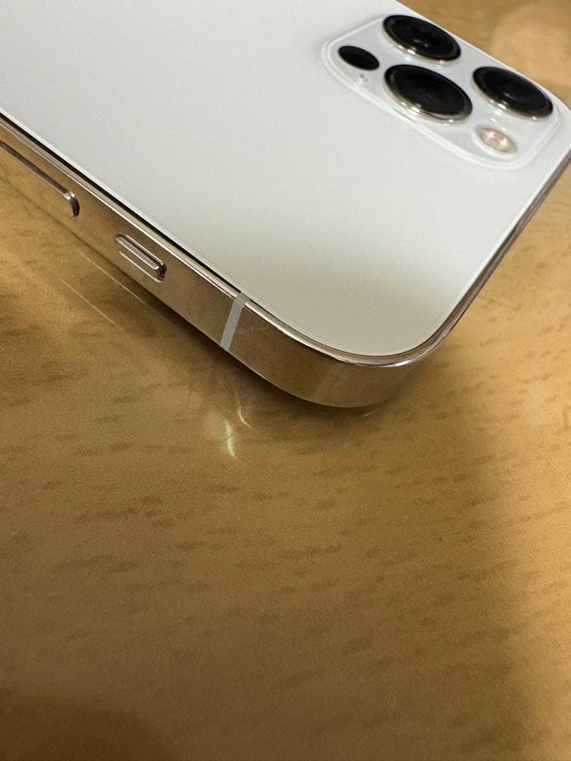 美品 iPhone 12 pro 256GB SIMフリー