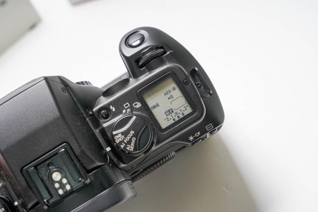 Canon EOS55 フィルム一眼レフカメラ
