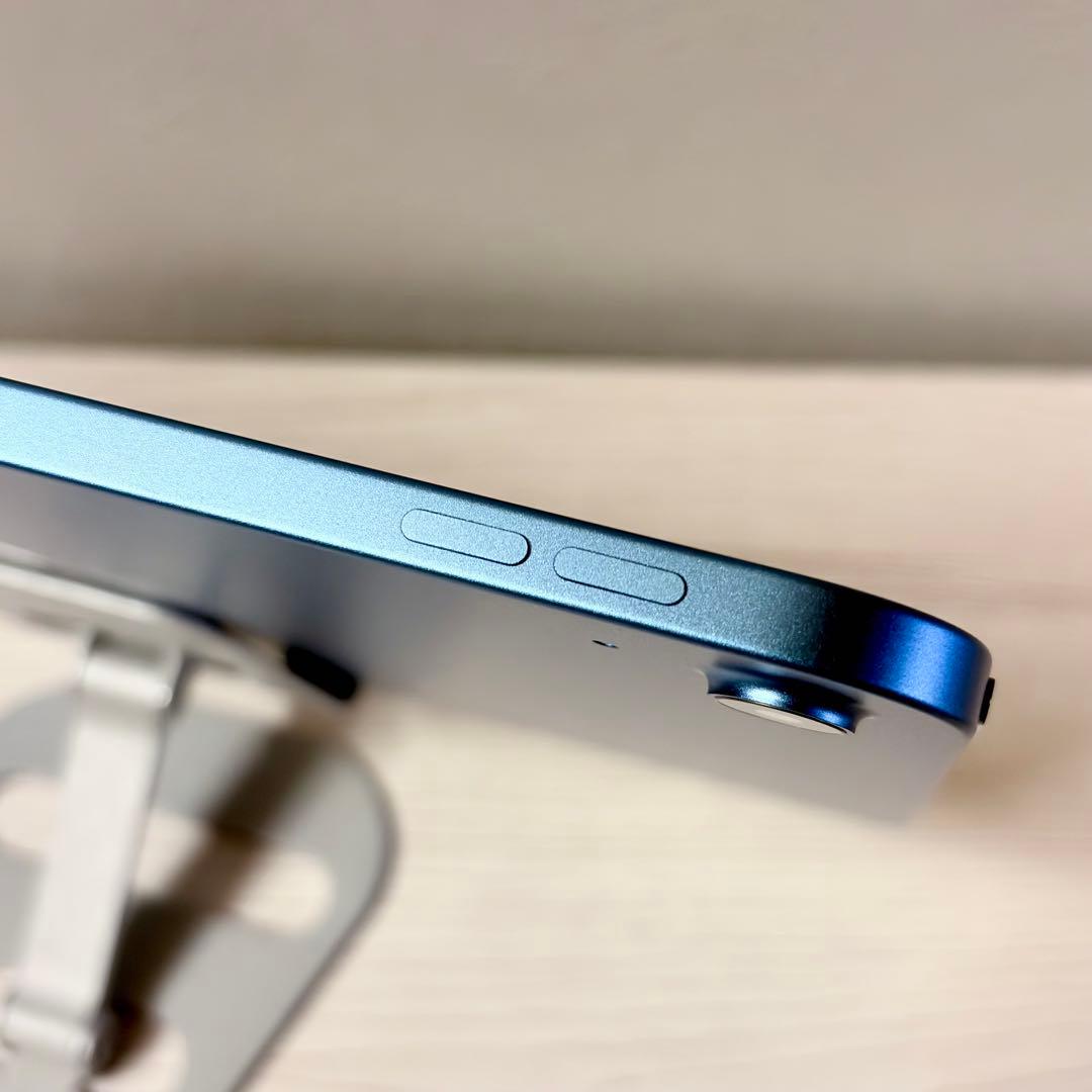 【新品同様】iPad 10.2インチ 第10世代 256GB Wi-Fi ブルー