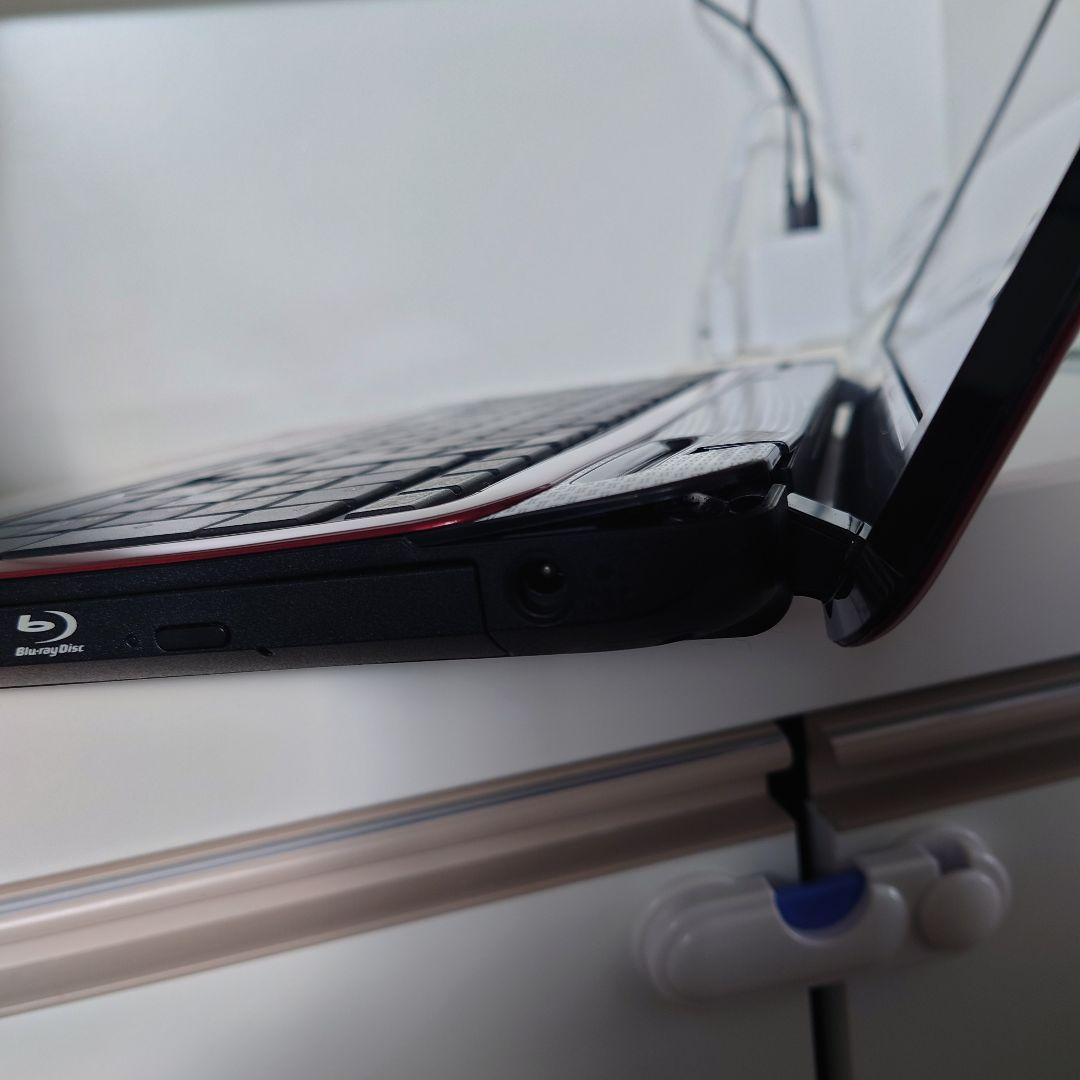 東芝 dynabook T350/36ARJ モデナレッド ブルーレイ搭載