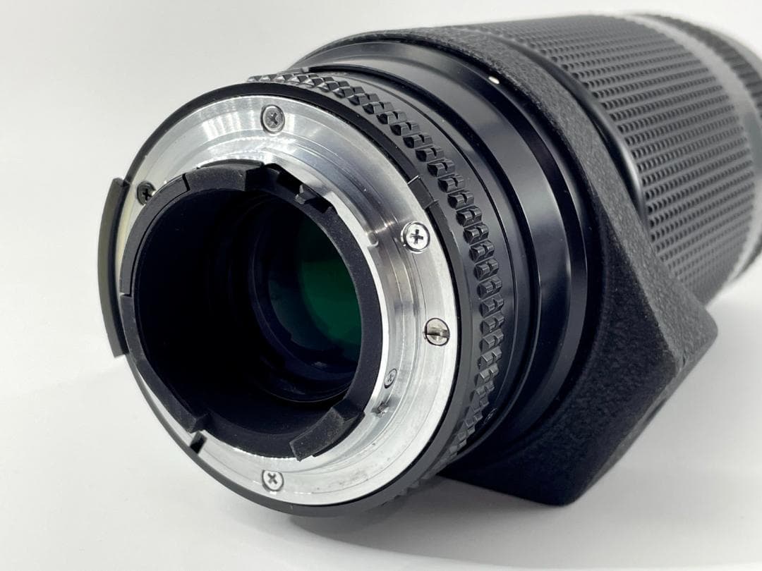 Nikon AF NIKKOR 75-300mm 4.5-5.6 ズームレンズ