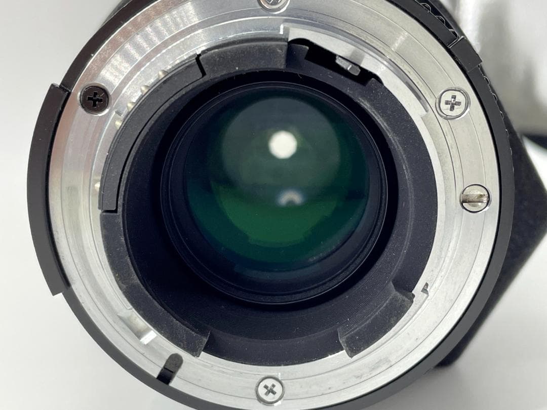 Nikon AF NIKKOR 75-300mm 4.5-5.6 ズームレンズ