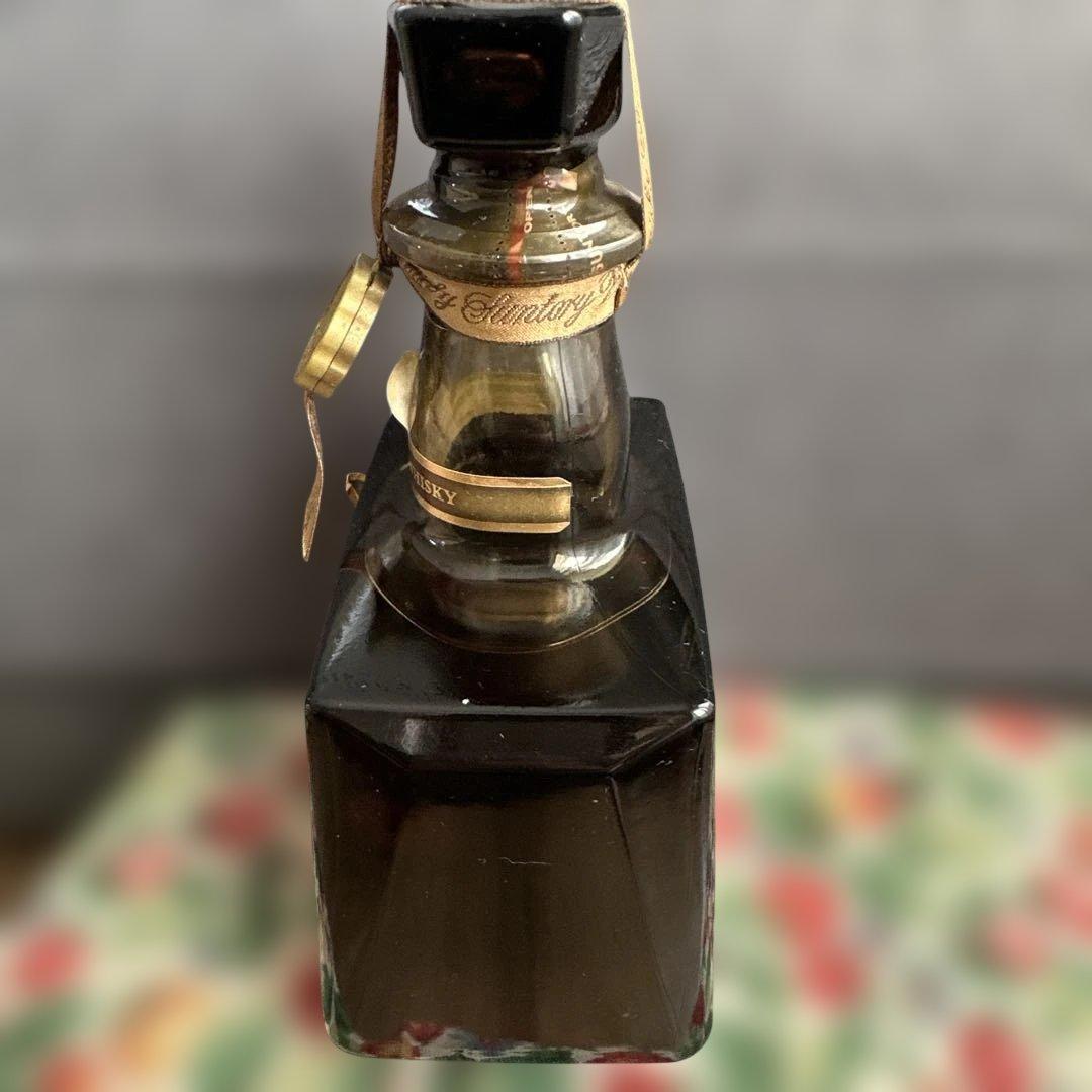 サントリー ウイスキー ローヤル 15年 ゴールドラベル 700ml 古酒