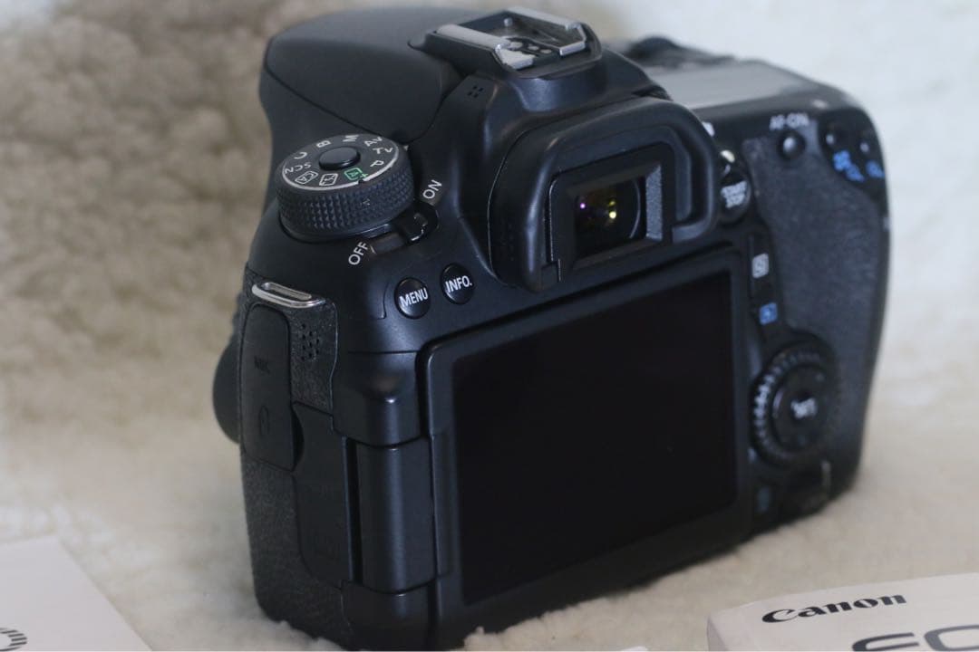 ⭐️美品⭐️ Canon キヤノン EOS 70D ボディ シャッター