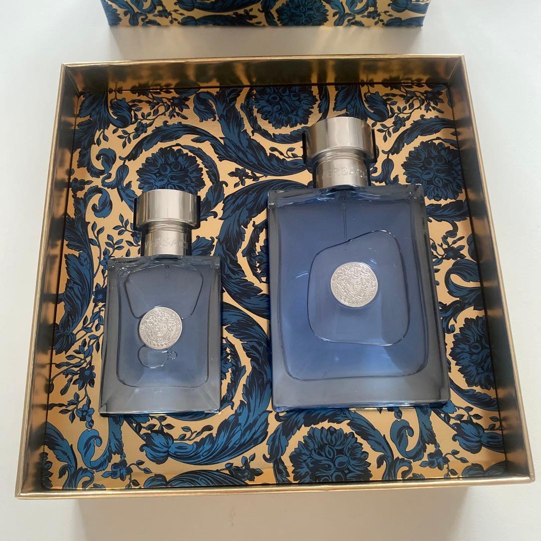VERSACE ヴェルサーチ　香水
