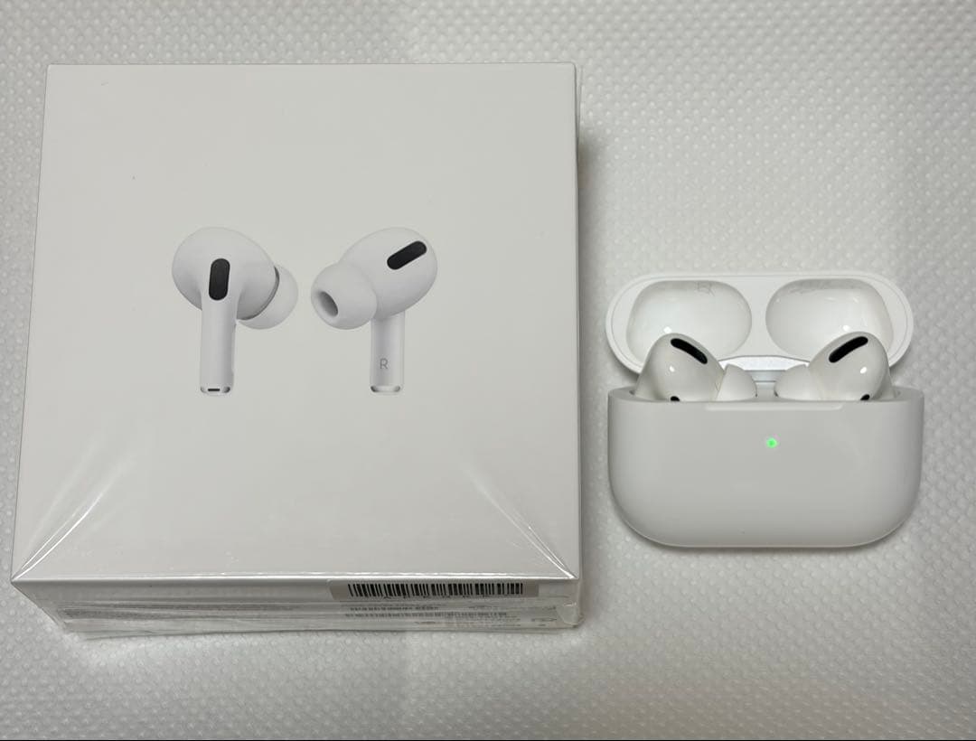 【訳あり美品】AirPods Pro 第1世代 付属品完備・右耳は正常動作