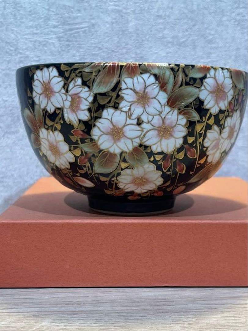 【とうあん】桜柄 茶碗 黒地 金彩 白桜 / 抹茶碗 小鉢 和食器
