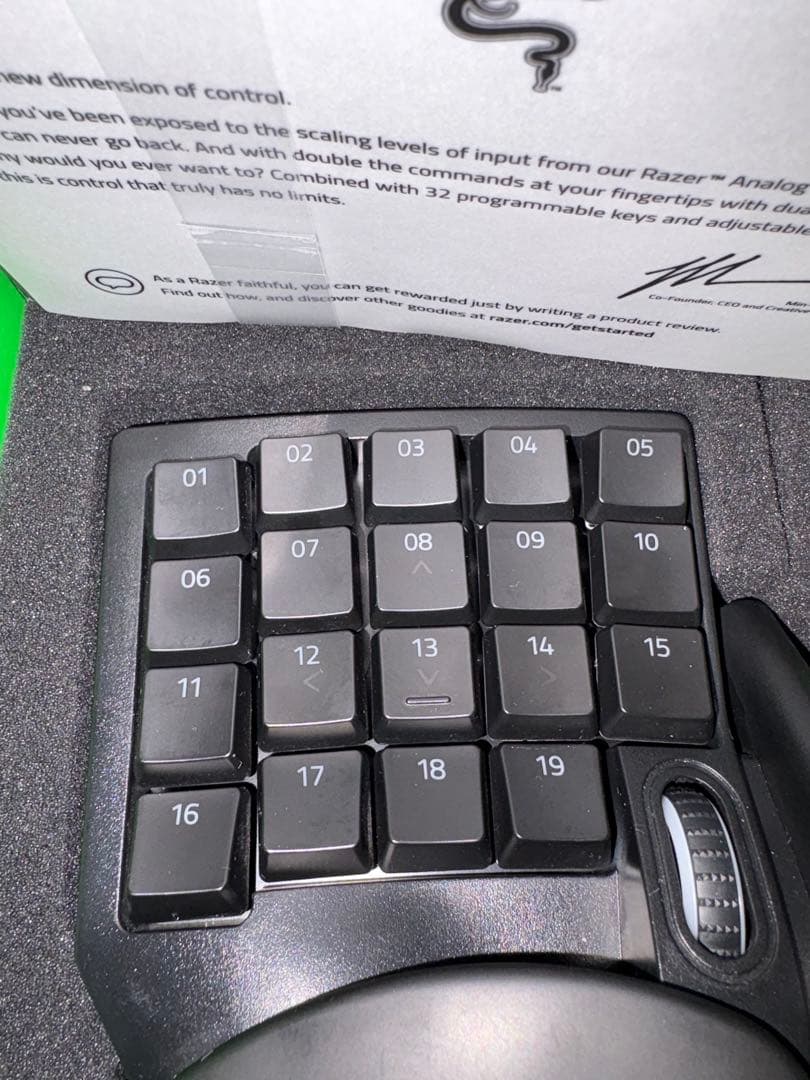 Razer Tartarus Pro 左手用 ゲーミングキーパッド