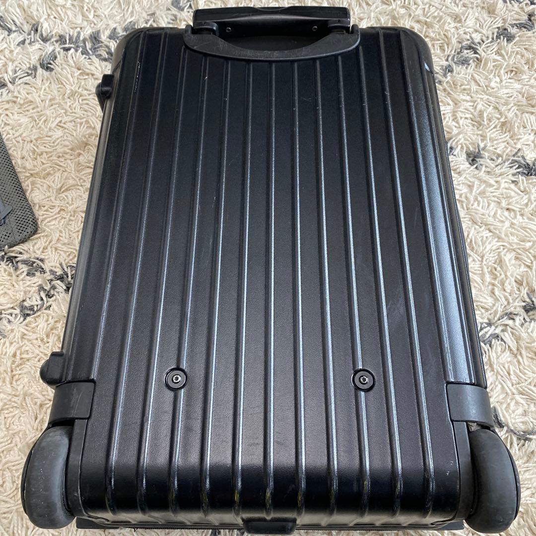 RIMOWA ブラック キャリーケース